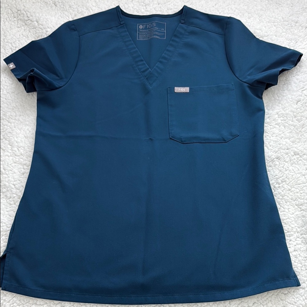 Figs deep reef catarina top